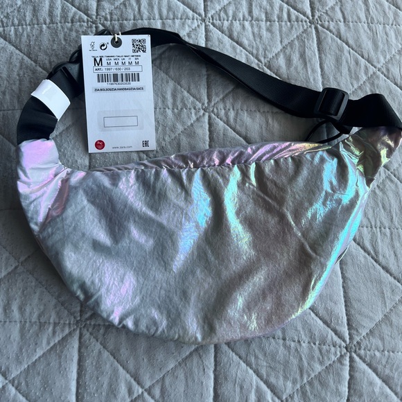 Zara silver belt bag! NWT - Picture 2 of 3